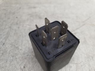 bontott VW LUPO Relé