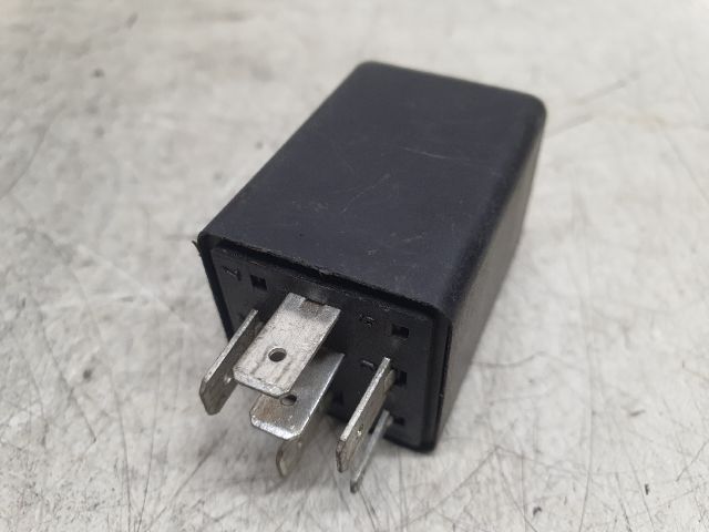 bontott VW LUPO Relé