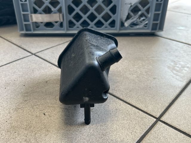 bontott VW LUPO Szervóolaj Tartály