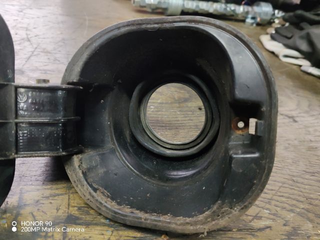 bontott VW LUPO Tankajtó