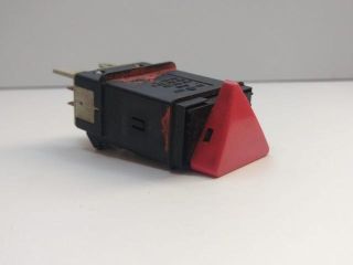 bontott VW LUPO Vészvillogó Kapcsoló