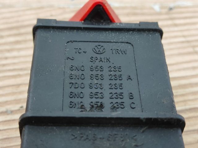 bontott VW LUPO Vészvillogó Kapcsoló