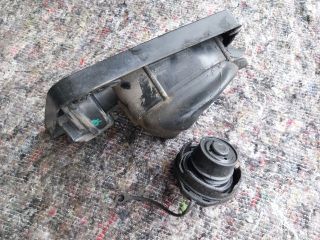 bontott VW MULTIVAN Tankbetöltő Cső Burkolat