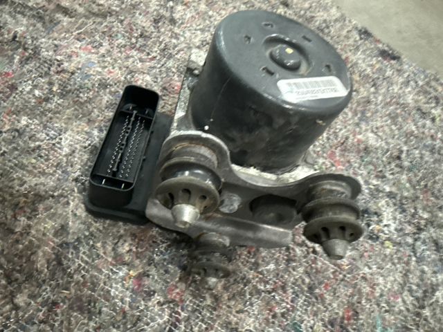 bontott VW MULTIVAN ABS Kocka