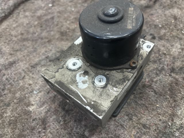 bontott VW MULTIVAN ABS Kocka