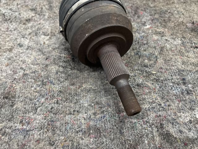 bontott VW MULTIVAN Bal Féltengely