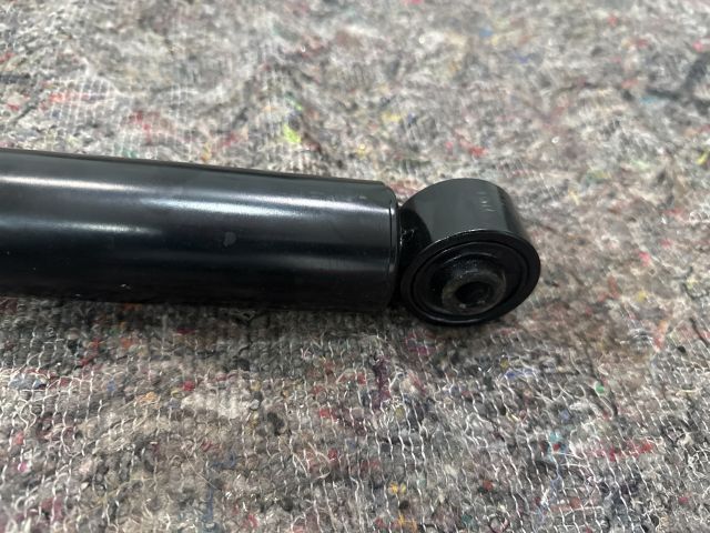 bontott VW MULTIVAN Bal hátsó Lengéscsillapító