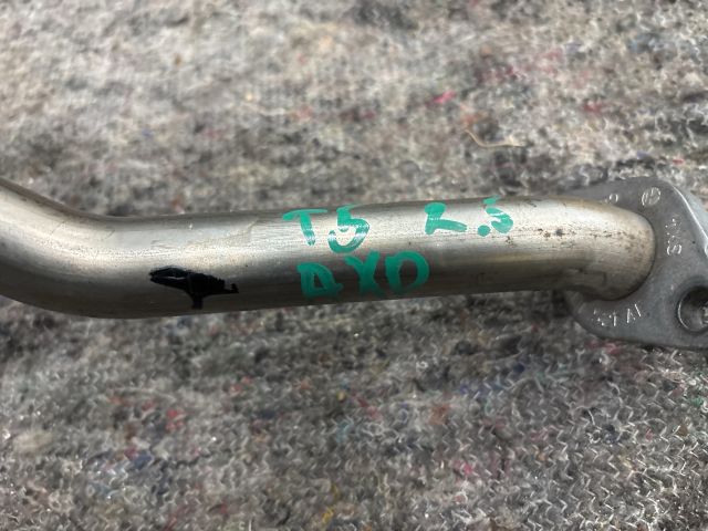 bontott VW MULTIVAN EGR Hűtő Cső