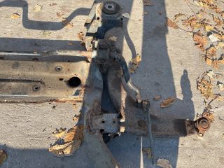 bontott VW MULTIVAN Első Bölcső