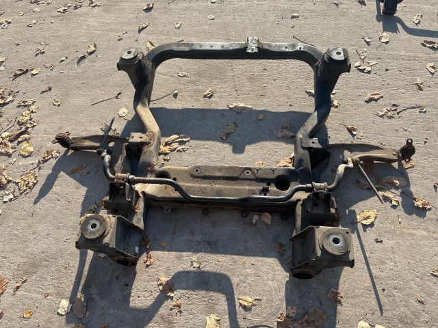 bontott VW MULTIVAN Első Bölcső