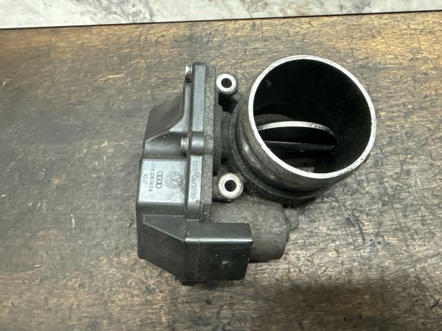 bontott VW MULTIVAN Fojtószelep (Elektromos)