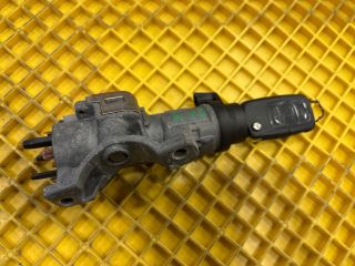 bontott VW MULTIVAN Gyújtáskapcsoló Házzal