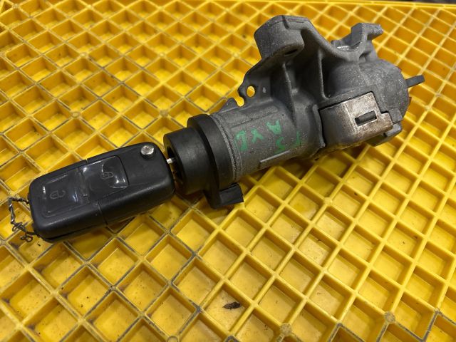 bontott VW MULTIVAN Gyújtáskapcsoló Házzal