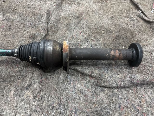 bontott VW MULTIVAN Jobb Féltengely