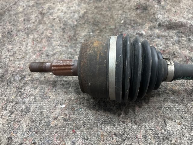 bontott VW MULTIVAN Jobb Féltengely