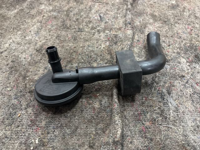 bontott VW MULTIVAN Kartergázcső