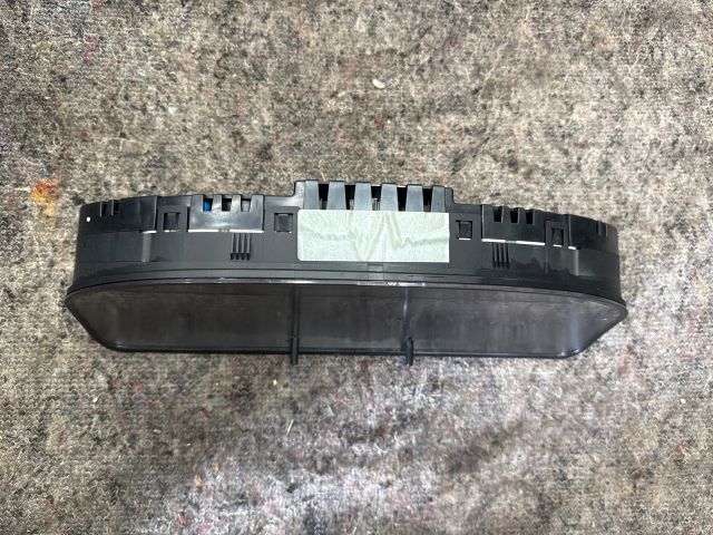 bontott VW MULTIVAN Kilométeróra