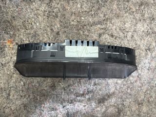 bontott VW MULTIVAN Kilométeróra