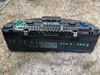 bontott VW MULTIVAN Kilométeróra