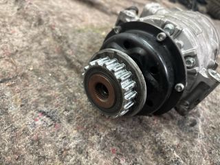 bontott VW MULTIVAN Klímakompresszor