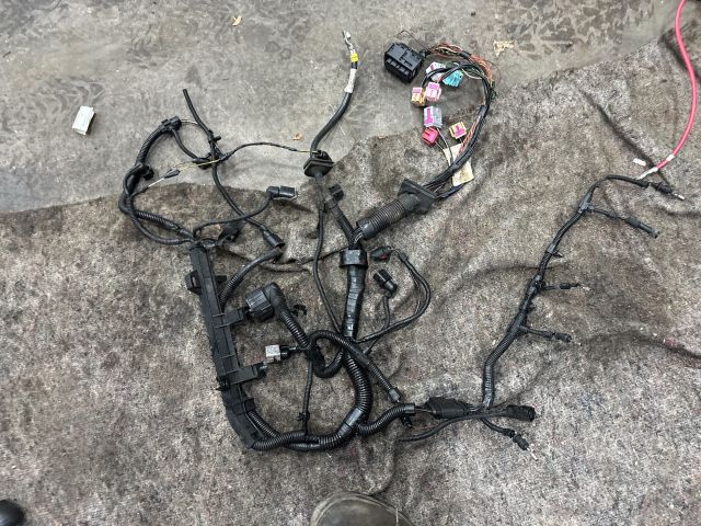 bontott VW MULTIVAN Motor Kábelköteg