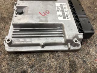 bontott VW MULTIVAN Motorvezérlő