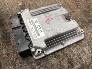 bontott VW MULTIVAN Motorvezérlő