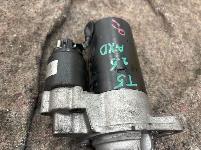 bontott VW MULTIVAN Önindító