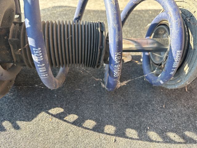 bontott VW MULTIVAN Ültetőrugó Szett