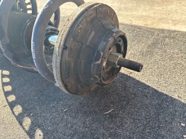 bontott VW MULTIVAN Ültetőrugó Szett