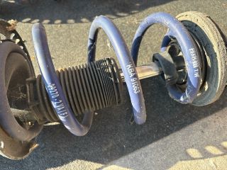 bontott VW MULTIVAN Ültetőrugó Szett