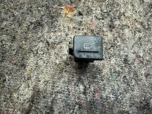 bontott VW MULTIVAN Ablakfűtés Kapcsoló