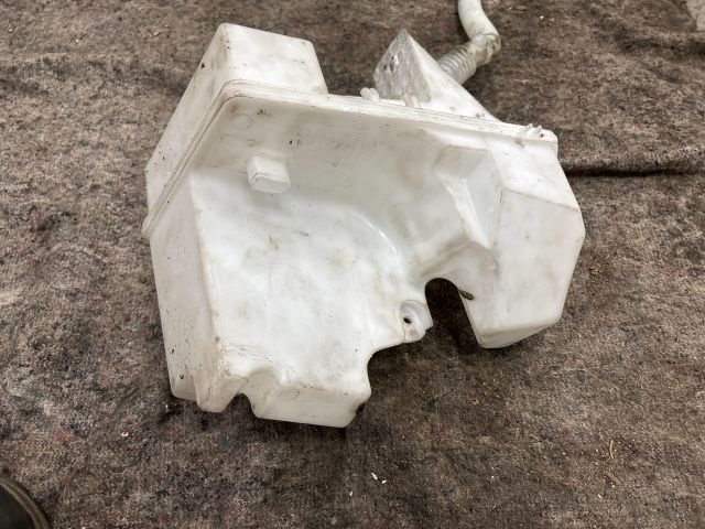 bontott VW MULTIVAN Ablakmosó Tartály