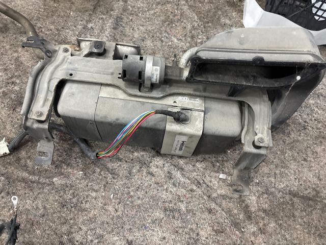 bontott VW MULTIVAN Állófűtés (Részeivel)