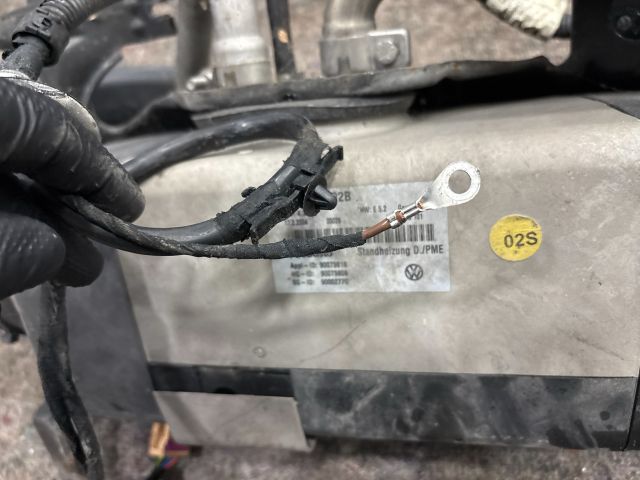 bontott VW MULTIVAN Állófűtés (Részeivel)