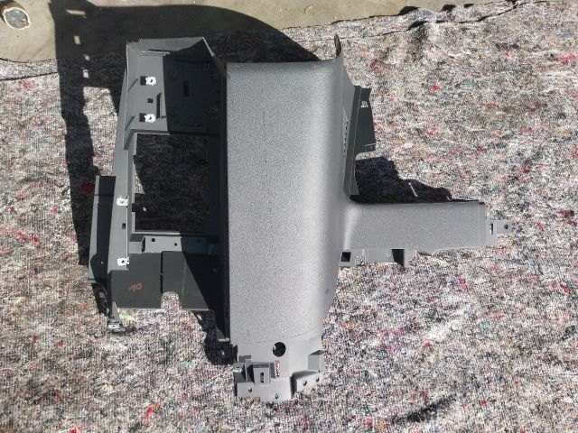 bontott VW MULTIVAN Alsó Kormányoszlop Burkolat