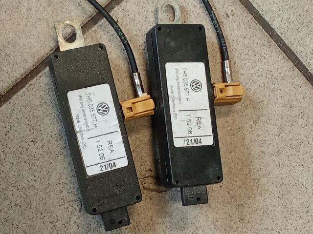 bontott VW MULTIVAN Antenna Erősítő