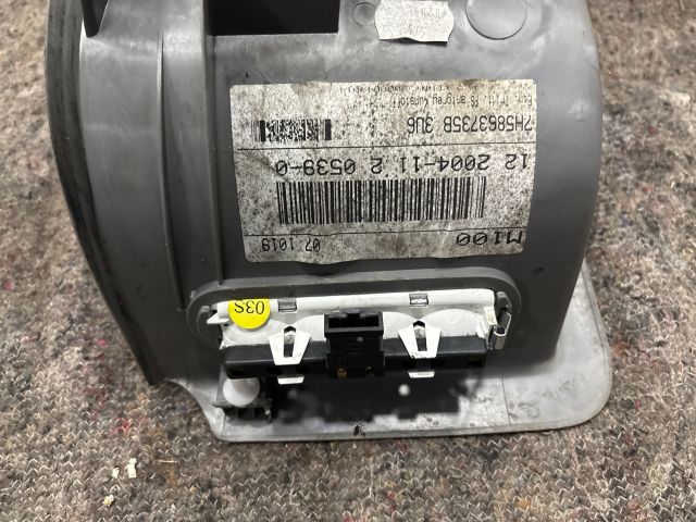 bontott VW MULTIVAN Bal első Belső Küszöb Burkolat