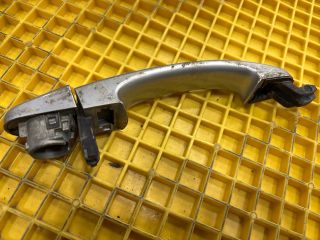 bontott VW MULTIVAN Bal első Külső Kilincs