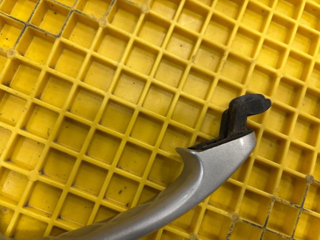 bontott VW MULTIVAN Bal első Külső Kilincs