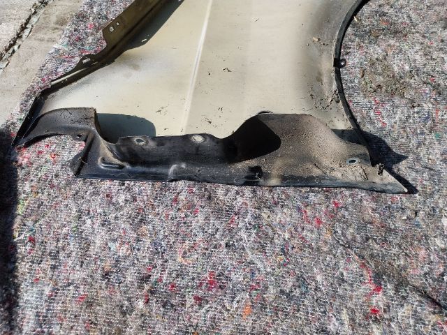 bontott VW MULTIVAN Bal első Sárvédő