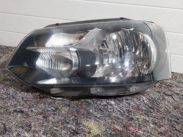 bontott VW MULTIVAN Bal Fényszóró