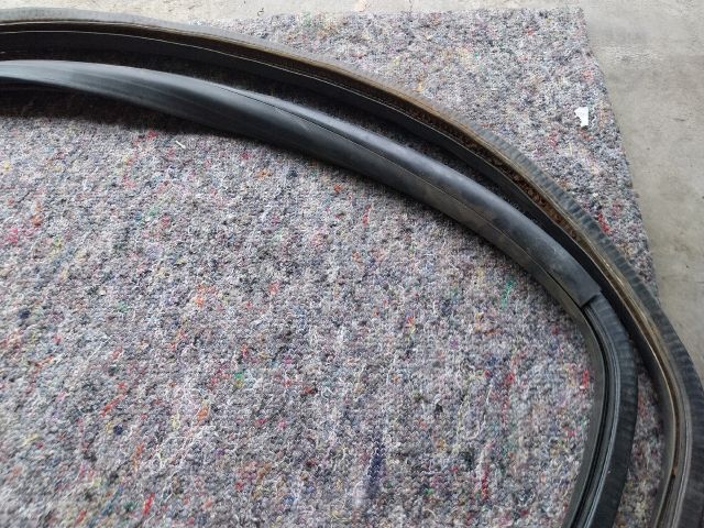 bontott VW MULTIVAN Bal hátsó Gumikéder