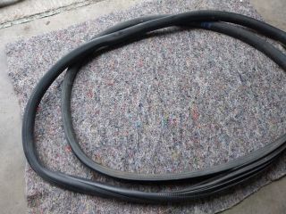 bontott VW MULTIVAN Bal hátsó Gumikéder