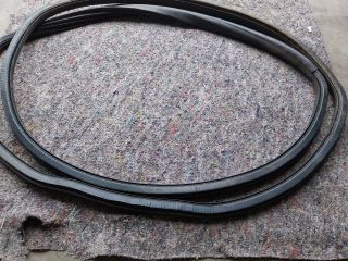 bontott VW MULTIVAN Bal hátsó Gumikéder