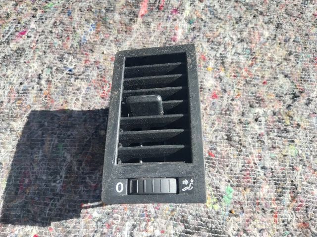 bontott VW MULTIVAN Bal Szellőző