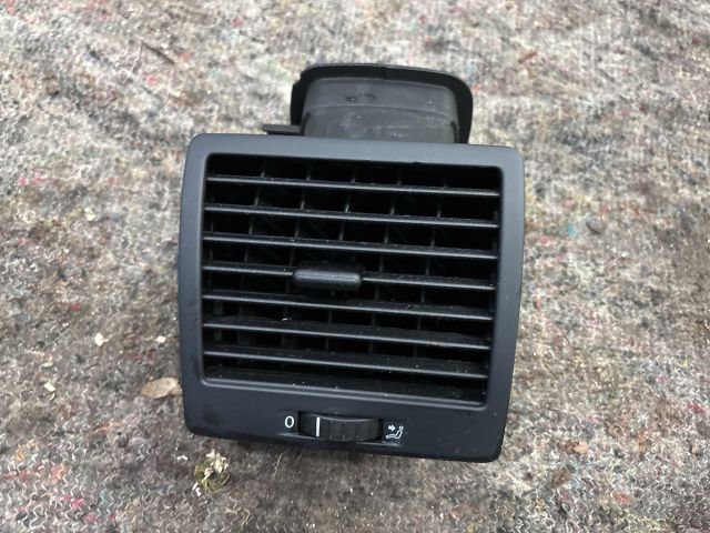 bontott VW MULTIVAN Bal Szellőző