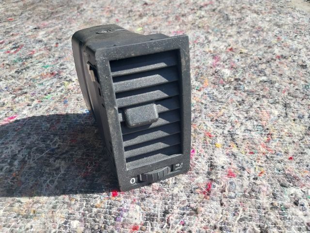 bontott VW MULTIVAN Bal Szellőző