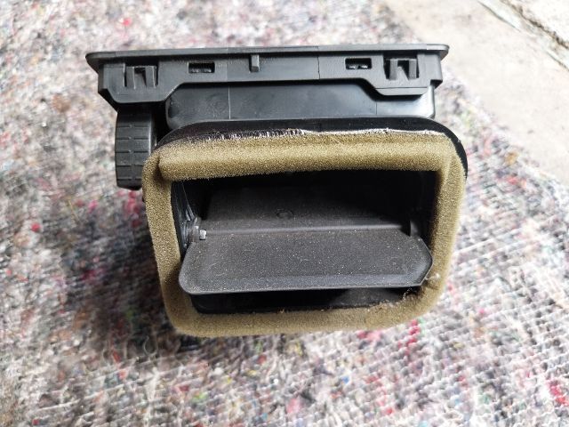 bontott VW MULTIVAN Bal Szellőző