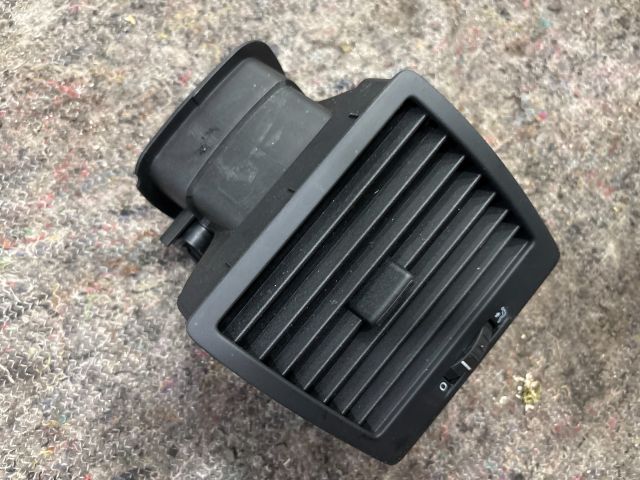 bontott VW MULTIVAN Bal Szellőző